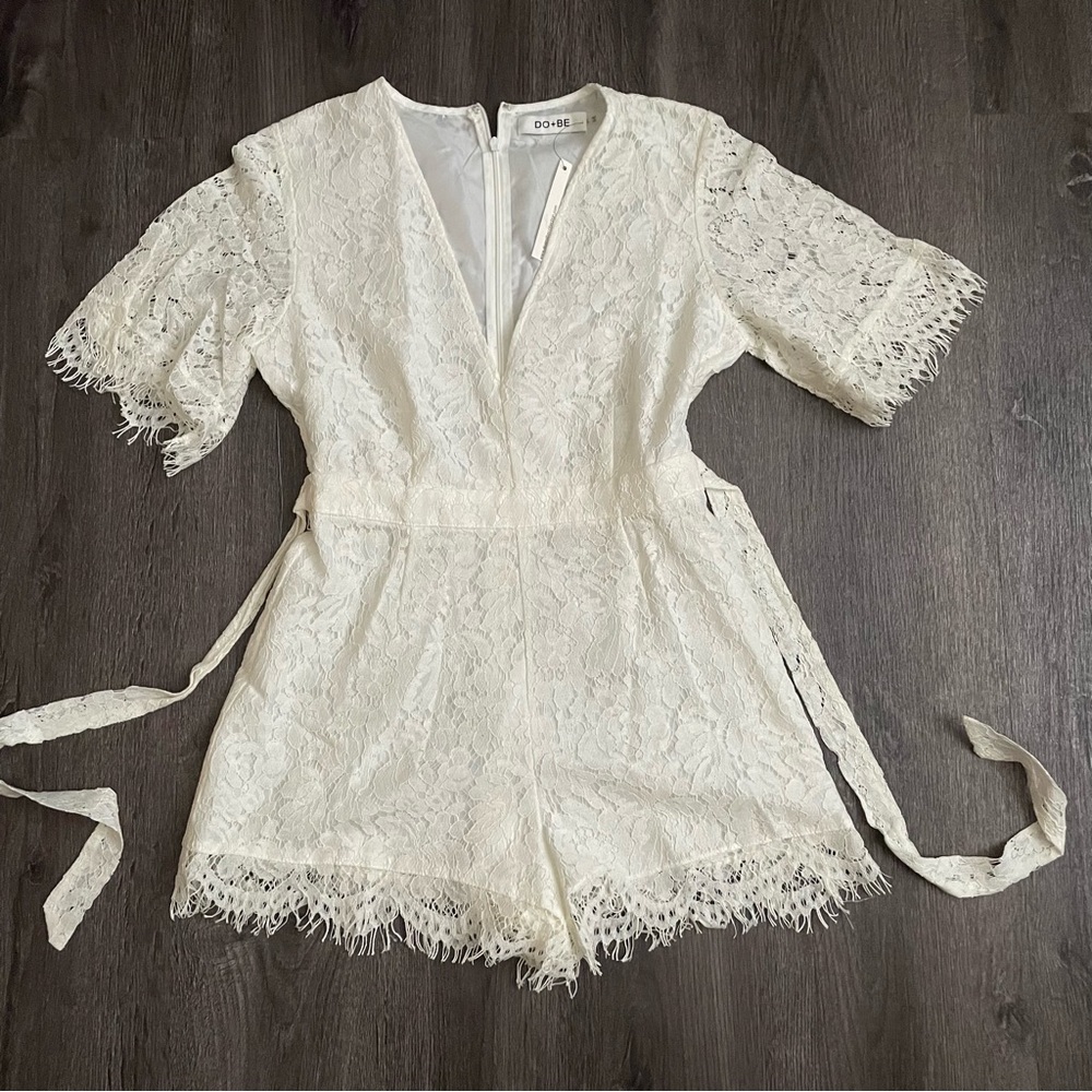 New DO+BE Ivory/ off White Lace Romper .